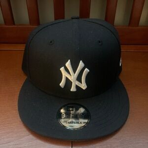 Yankees SnapBack Hat